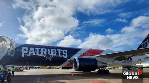Stranded Sunwing passengers fly home to Quebec on New England Patriots’ jet