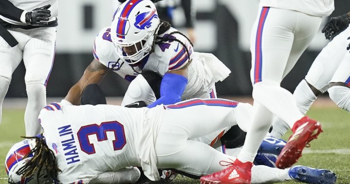 Buffalo Bills player Damar Hamlin collapses after tackle, in ‘critical condition’ – National