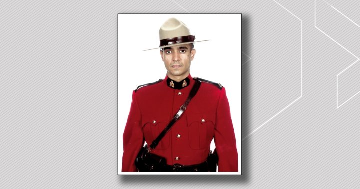 Strathcona County RCMP officer dies in collision northeast of Edmonton