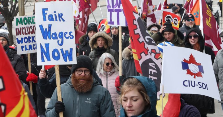 Union threatens ‘one of the largest strikes in Canadian history’ after vote – National