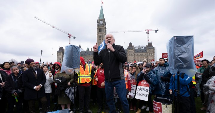 PSAC has ‘moved off’ wage demands, accuses government of ‘stalling’ – National