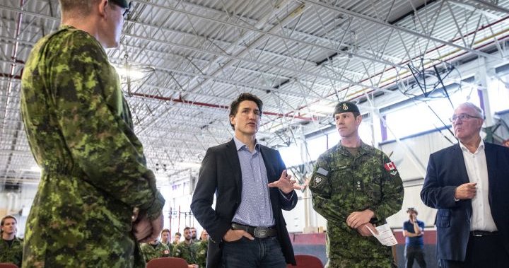 Trudeau visits Alberta to meet with Canadian Armed Forces helping fight wildfires