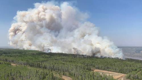 More Albertans forced to leave home as evacuations expand