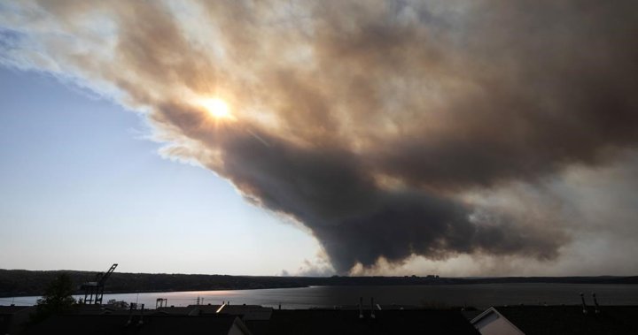 N.S. wildfires: Province ‘on edge’ as thousands evacuated, states of emergency declared