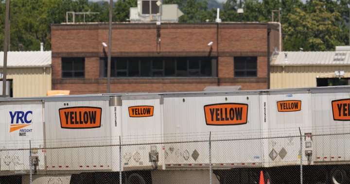 Canadian truckers told not to report for work as U.S.-based Yellow shuts down – National