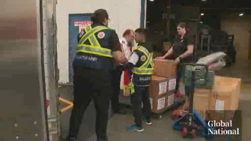 ‘We just want to help’: Volunteers provide support during NWT fire crisis