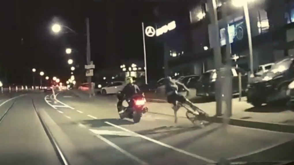 Motorcyclist hits biker in Toronto bike lane after road rage