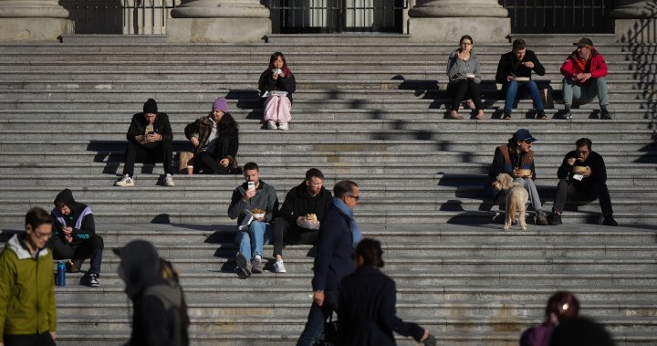 Canada’s population booms by 430K over 3 months. What’s behind the spike? – National