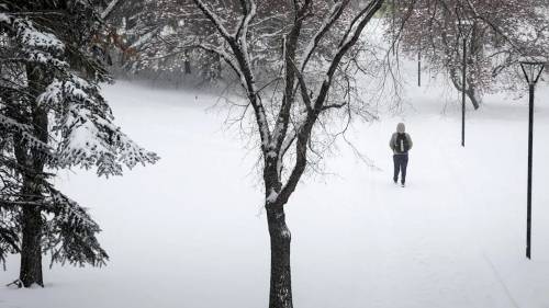 Plunging temperatures in western Canada cause commuter chaos, excruciating cold