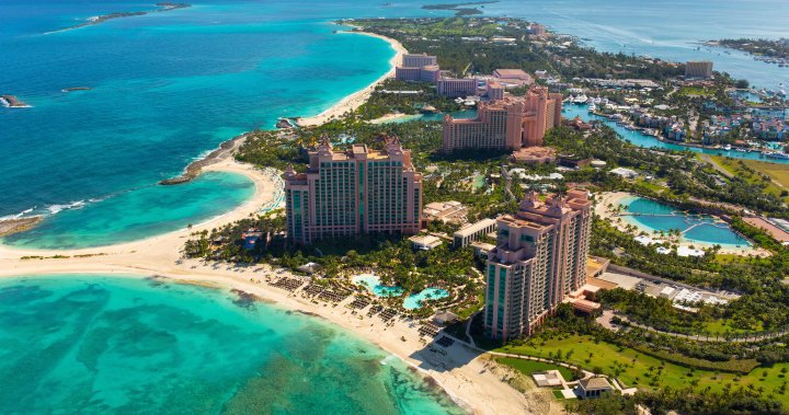 10-year-old boy airlifted to U.S. after shark attack at Bahamas resort – National