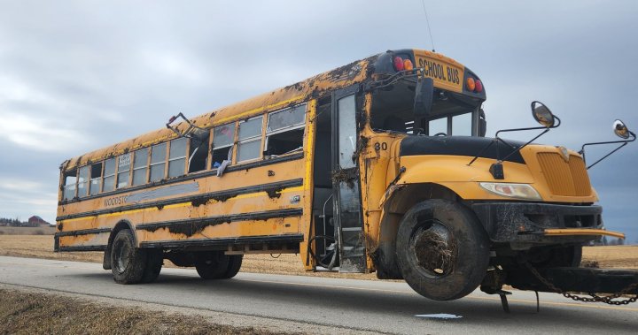 5 children injured in school bus rollover near Woodstock, Ont.