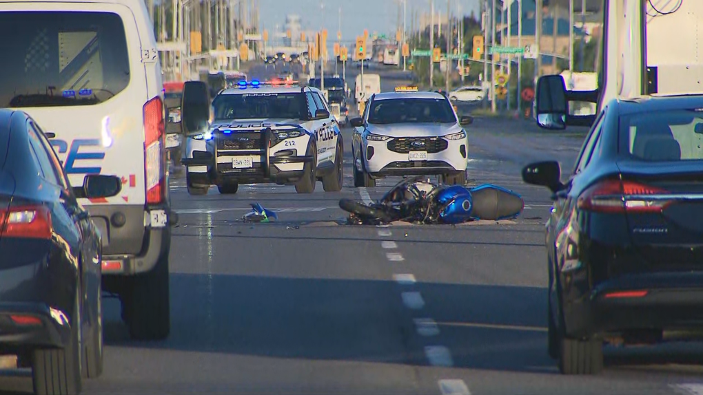 Man dead after collision between motorbycle and bus in Brampton