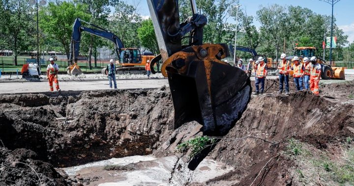 Calgary water emergency could take a week to be repaired, city officials say