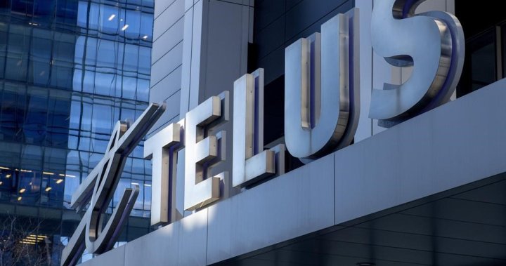 Telus tells Ontario call centre workers to relocate or risk losing their job