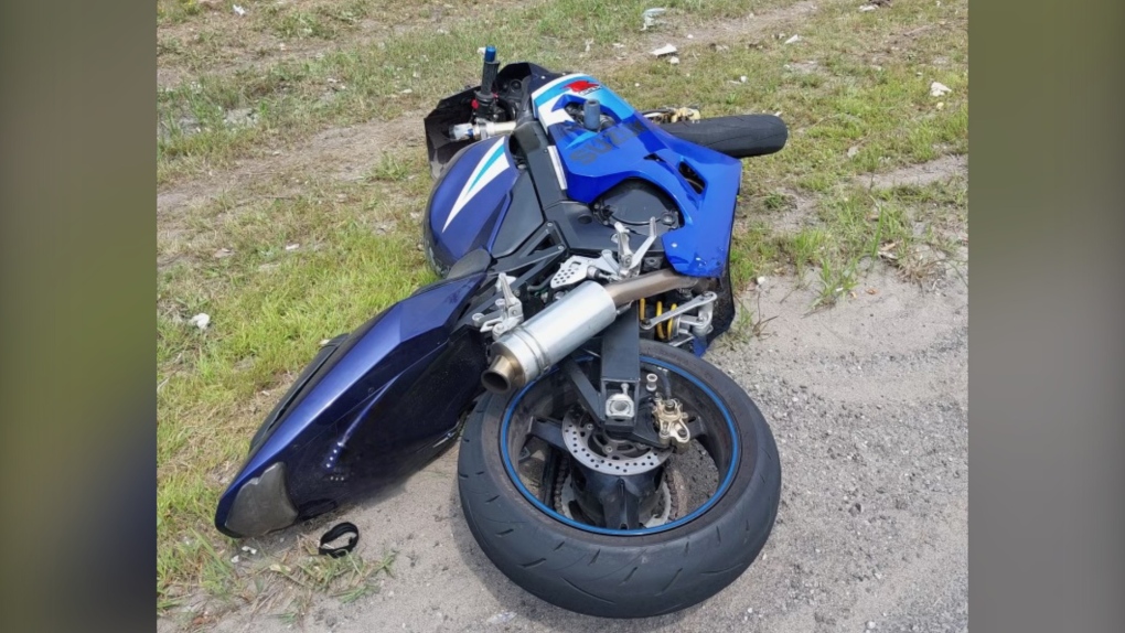 Motorcycle rider, passenger walked away from Hwy. 401 crash with significant injuries: OPP