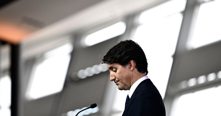 As Parliament returns, support for Trudeau at ‘new low’: poll – National