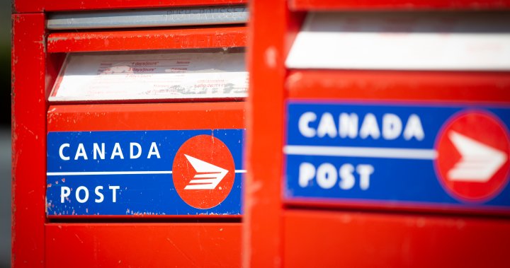 Canada Post workers could strike ahead of busy holiday season – National