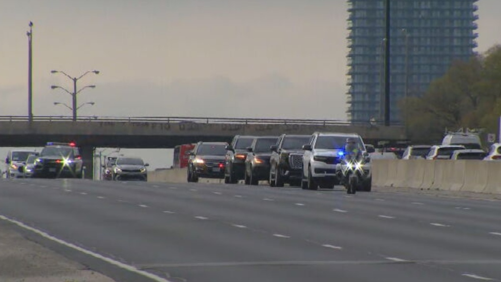 Taylor Swift motorcade back on Toronto highway