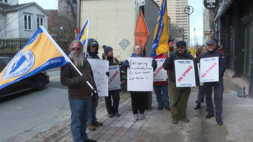 Striking Canada Post workers frustrated with Nova Scotia provincial government decision