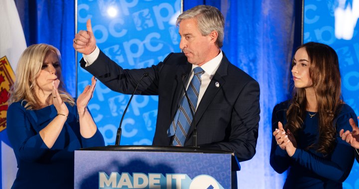 ‘Let’s keep it rolling’: Houston’s PCs win 2nd majority government in Nova Scotia